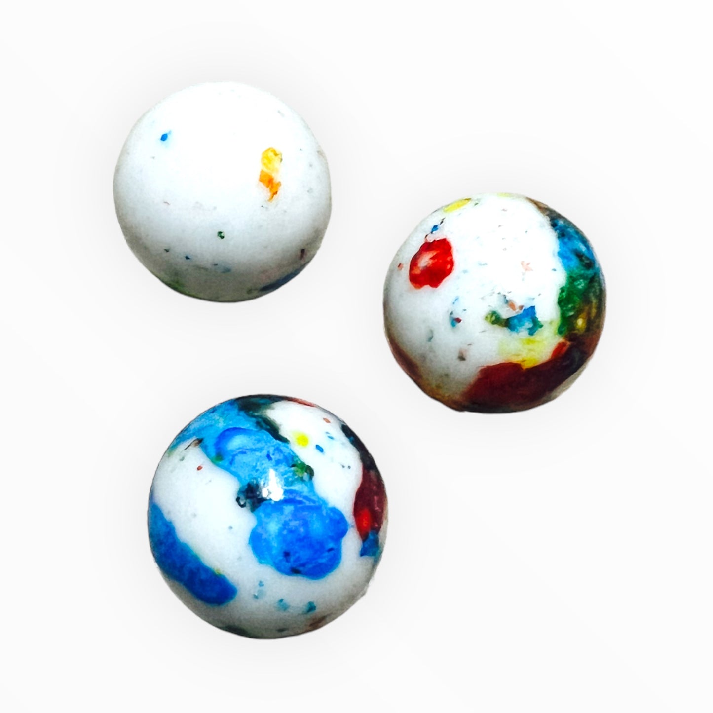 1 INCH JAWBREAKER WHITE WITH SPECKLES BULK